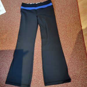 Lululemon yoga pants